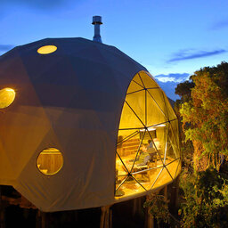 Tanzania-Ngorongo-The-Highlands-Lounge-dome-exterieur